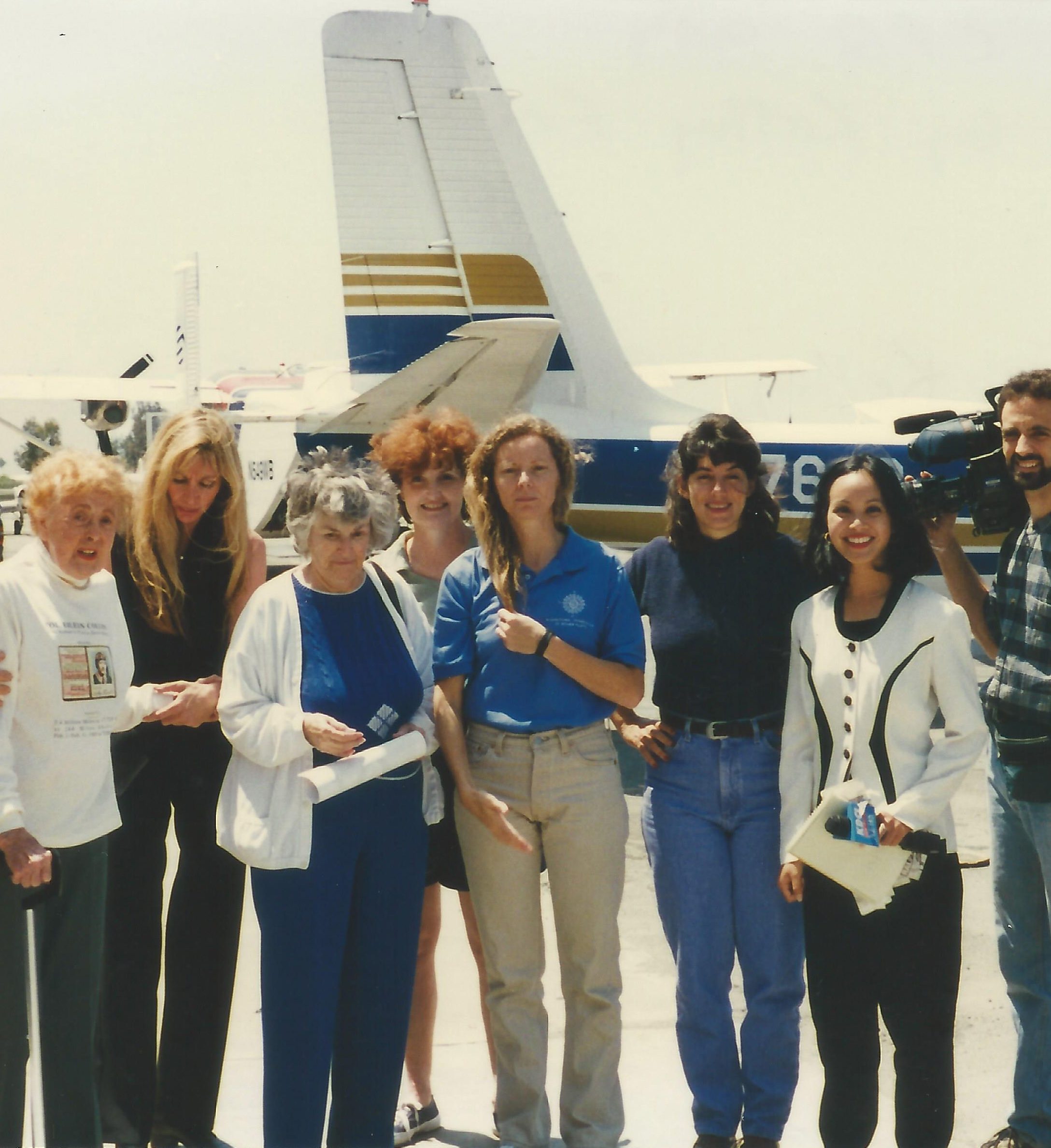 Elizabeth (Davidson) Murray (CFI) Amelia Earhart Flying Awards 1999